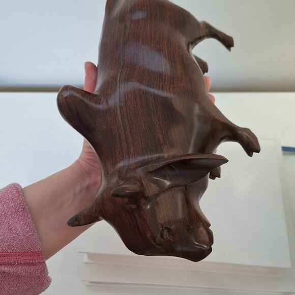 Large Vintage Carved Bull Cow Statue Figurine ironwood wood carving - Picture 2 of 4